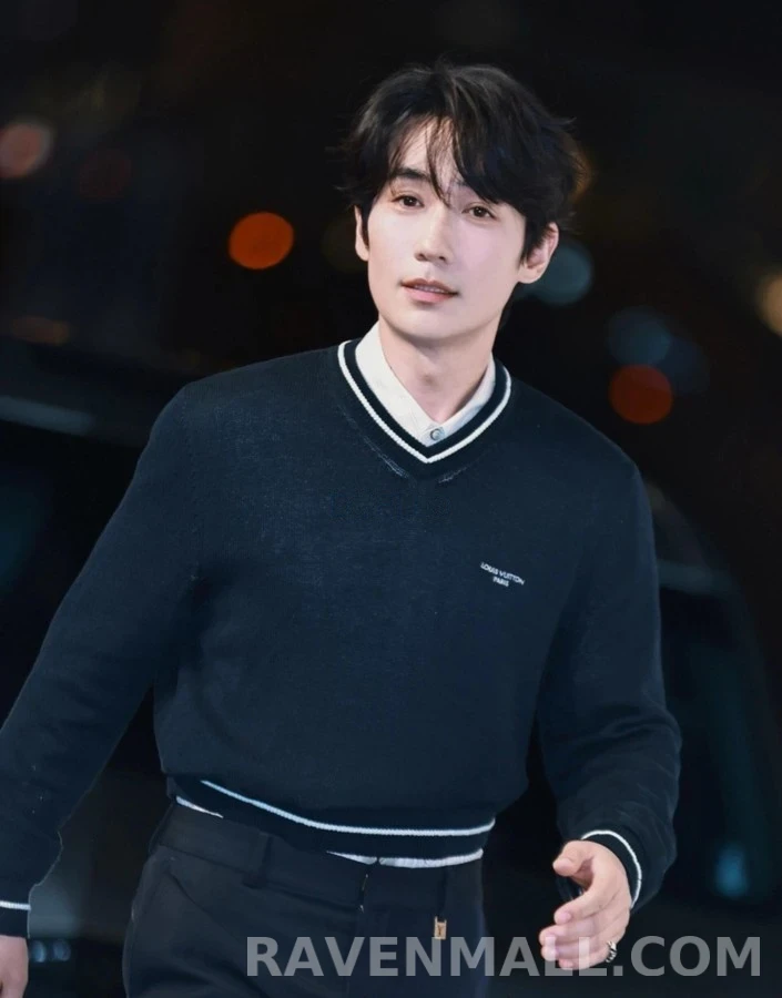 루이비통 루이비통 스트라이프 케이블 V넥 니트 상세 이미지