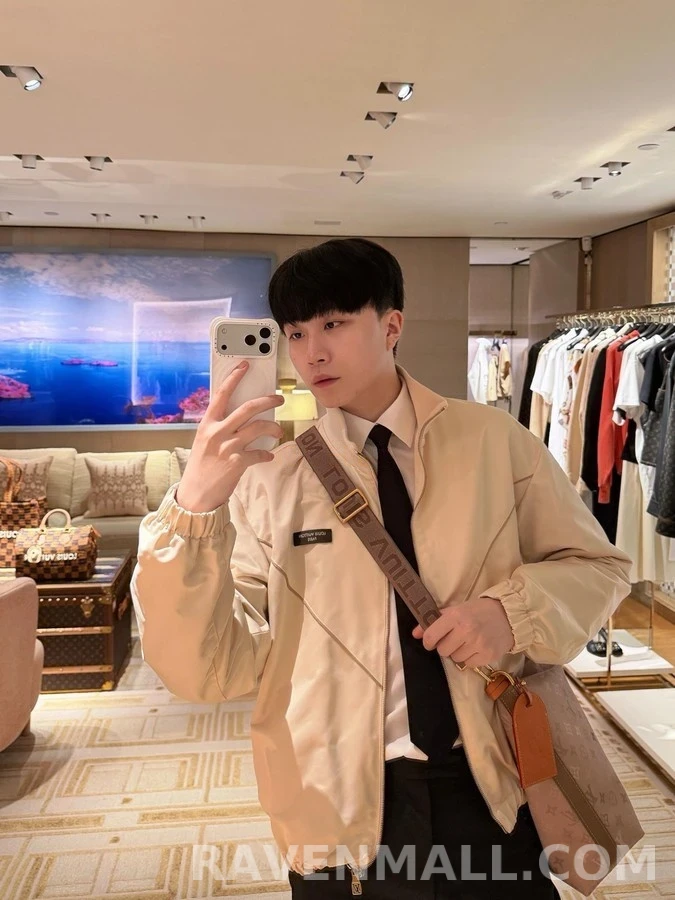 루이비통 루이비통 실크 새틴 트랙 자켓 상세 이미지