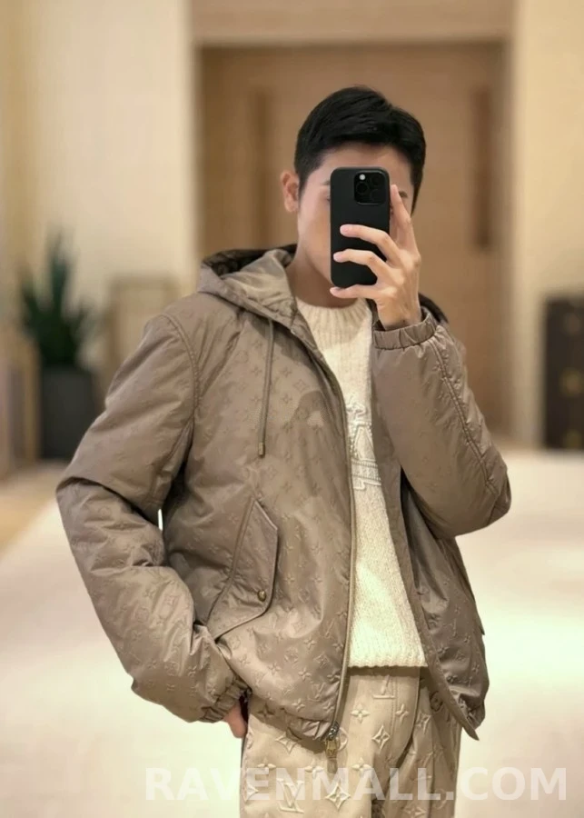루이비통 루이비통 연결 패턴 후드 패딩 상세 이미지