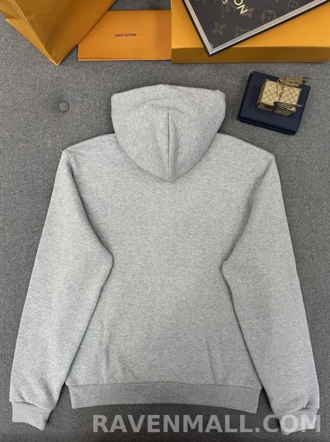 루이비통 루이비통 자수 로고 후드 자켓 상세 이미지