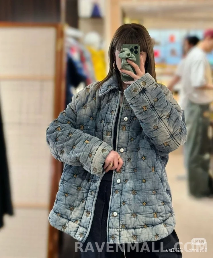 루이비통 루이비통 자수 워싱 데님 패딩 상세 이미지