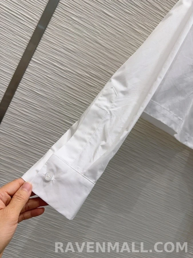 루이비통 루이비통 자수 크롭 셔츠 상세 이미지