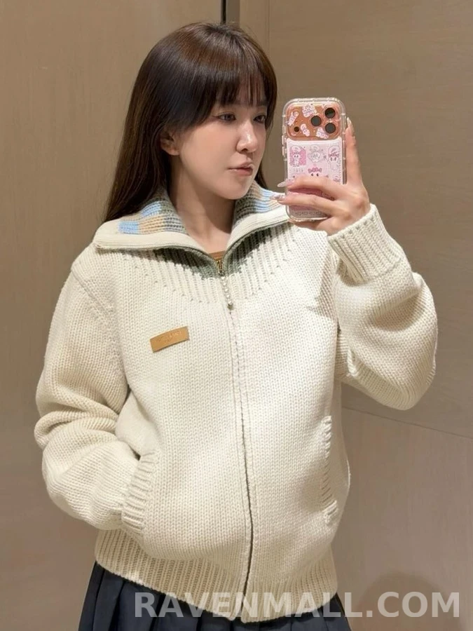 루이비통 루이비통 체크넥 인타샤 니트 가디건 상세 이미지