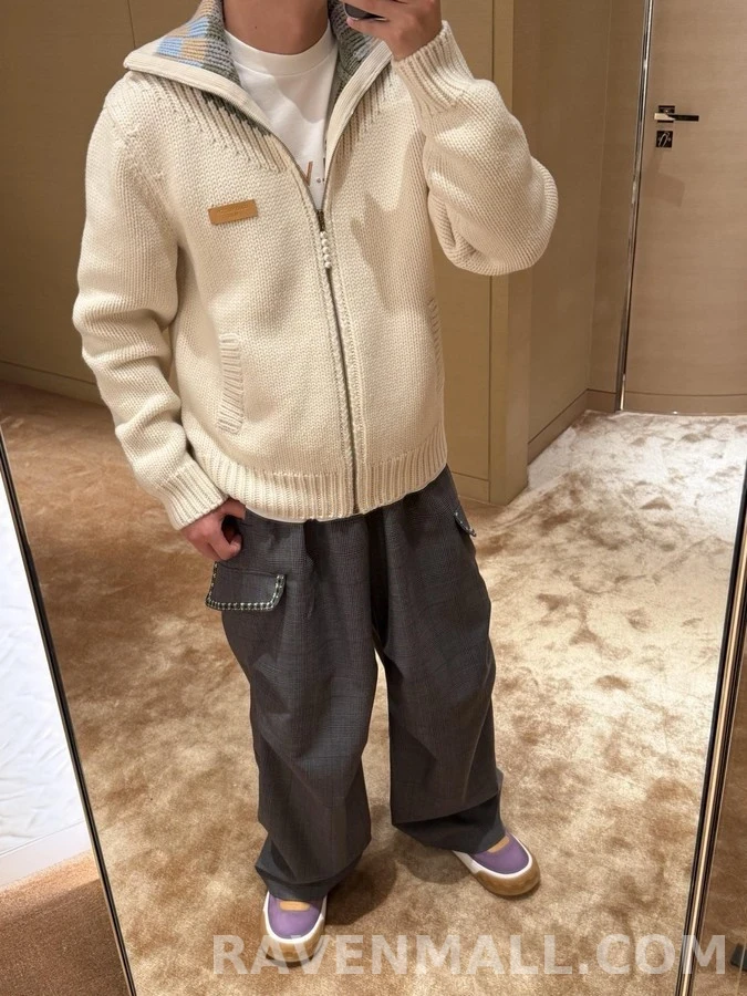 루이비통 루이비통 체크넥 인타샤 니트 가디건 상세 이미지
