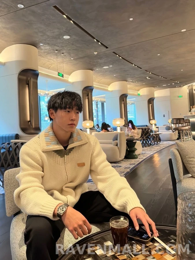 루이비통 루이비통 체크넥 인타샤 니트 가디건 상세 이미지