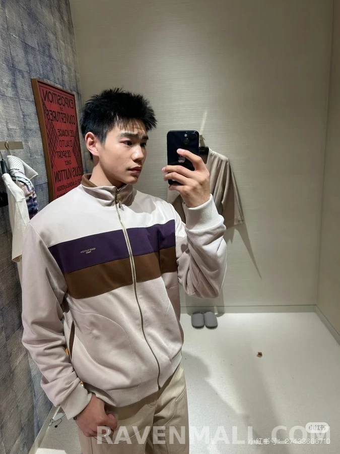 루이비통 루이비통 컬러블록 레터링 트랙 자켓 상세 이미지