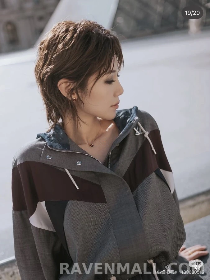 루이비통 루이비통 컬러블록 후드 재킷 상세 이미지