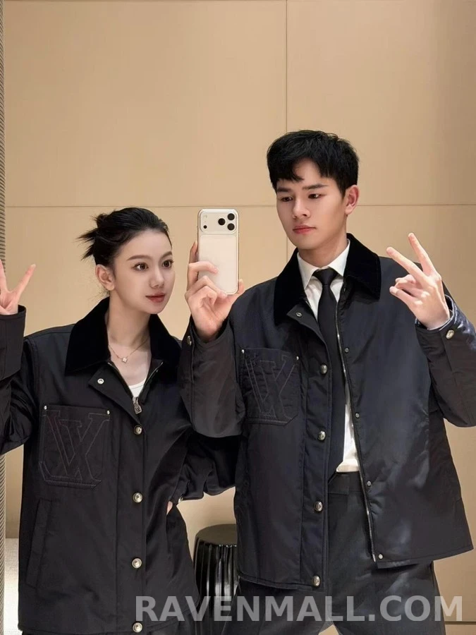 루이비통 루이비통 코듀로이 칼라 퀼팅 워크웨어 자켓 상세 이미지