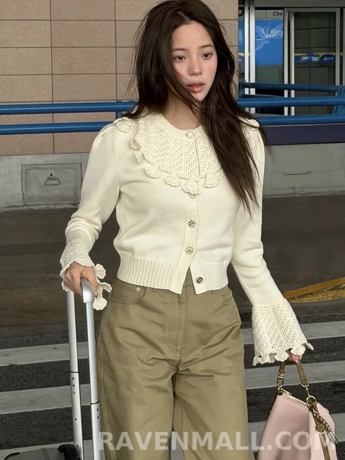 루이비통 루이비통 크로셰 러플 칼라 가디건 상세 이미지