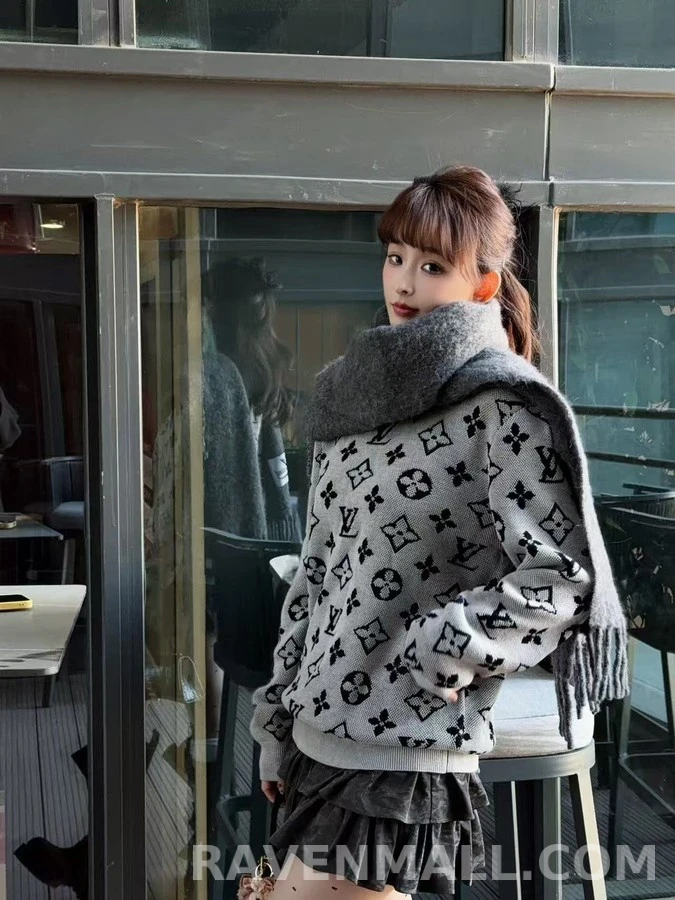 루이비통 루이비통 클래식 모노그램 니트 스웨터 상세 이미지