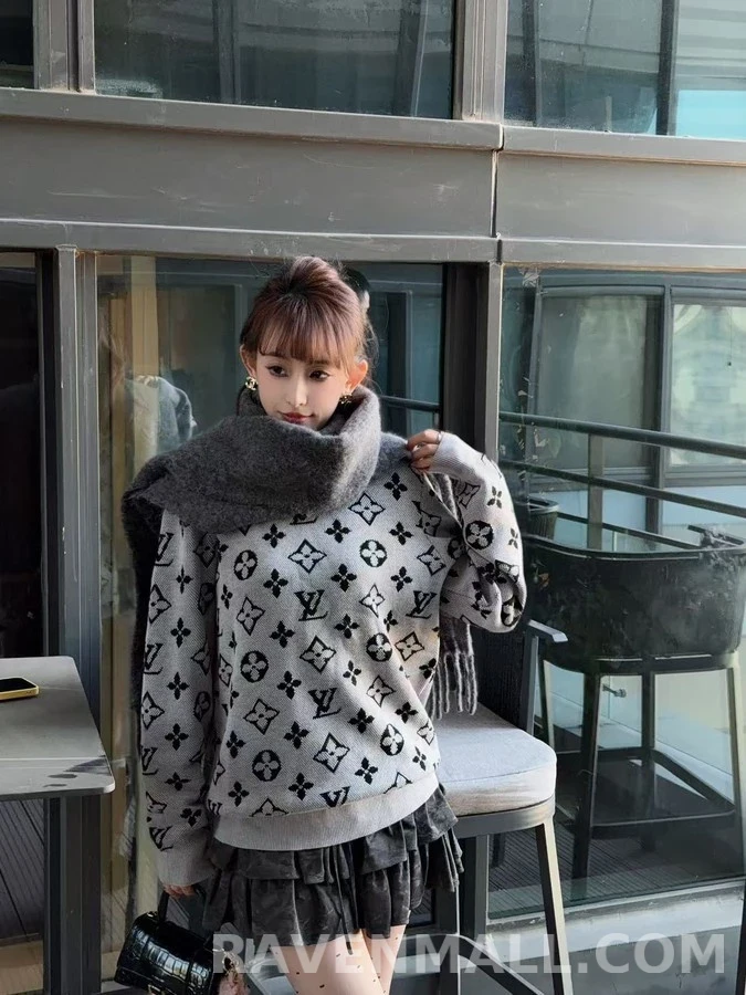 루이비통 루이비통 클래식 모노그램 니트 스웨터 상세 이미지