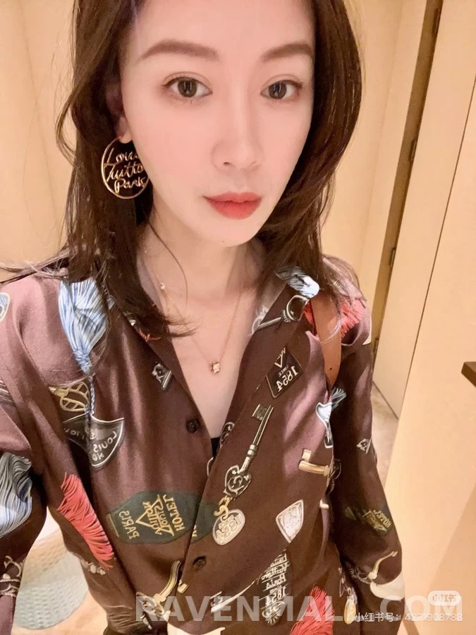 루이비통 루이비통 키 태슬 프린트 타이 셔츠 상세 이미지