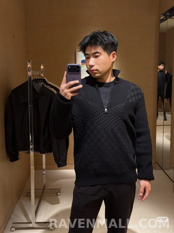 루이비통 루이비통 패턴 하프집 니트 상세 이미지