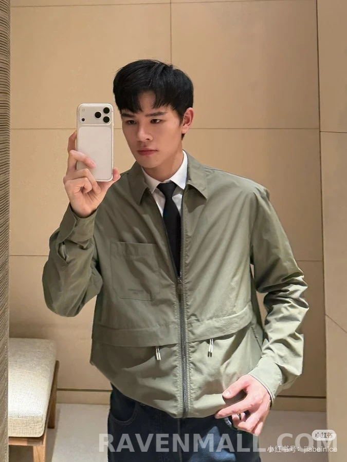 루이비통 루이비통 포켓 집업 자켓 상세 이미지