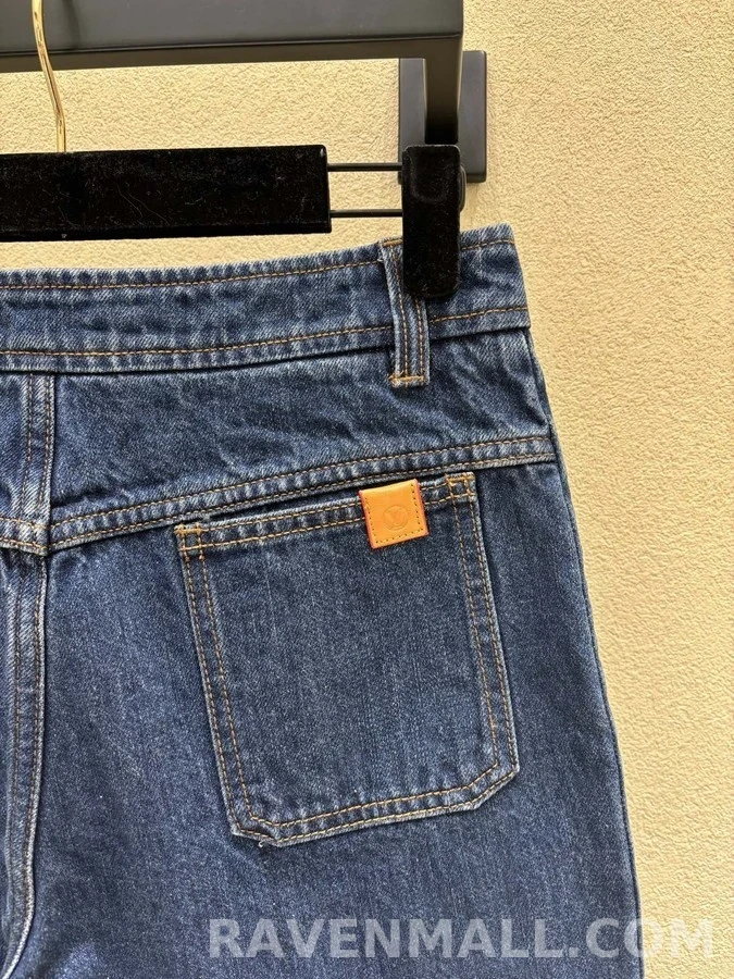 루이비통 루이비통 V 패치워크 로고 데님 팬츠 상세 이미지