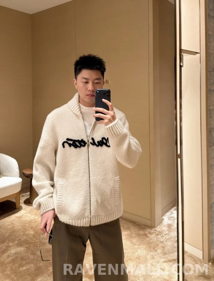 루이비통 루이비통 Vui tton 레터링 울 혼방 집업 니트 상세 이미지