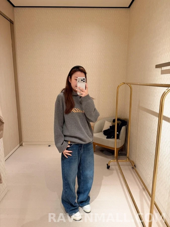 루이비통 루이비통 Vuitton 레더 레터링 후드 상세 이미지