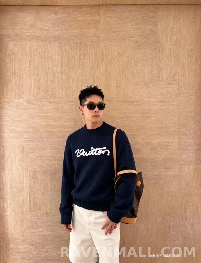 루이비통 루이비통 Vuitton 레터링 라운드넥 니트 상세 이미지
