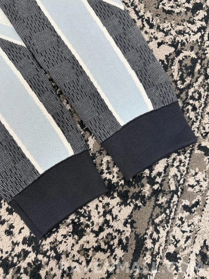 루이비통 루이비통 Vuitton 로고 모노그램 자카드 니트 상세 이미지