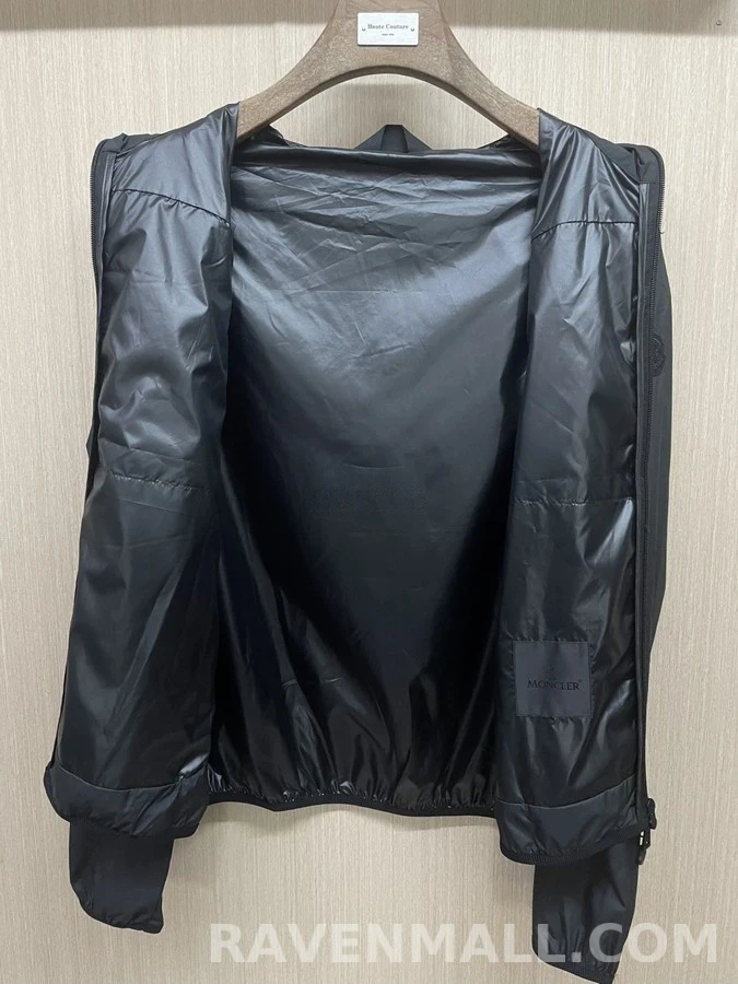 몽클레어 몽클레어 경량 방풍 후드 집업 상세 이미지