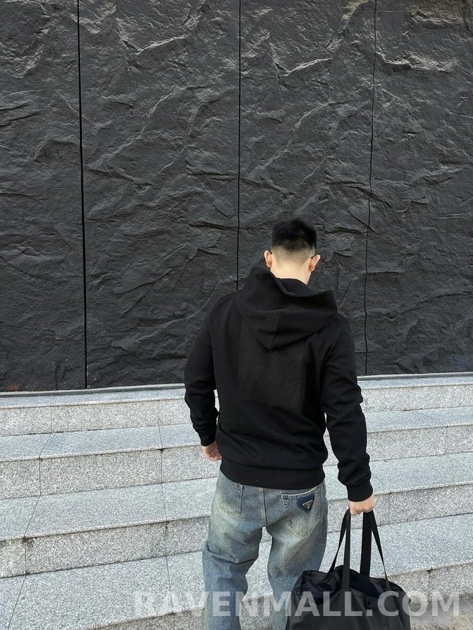 몽클레어 몽클레어 동색 백 로고 코튼 후드 맨투맨 상세 이미지