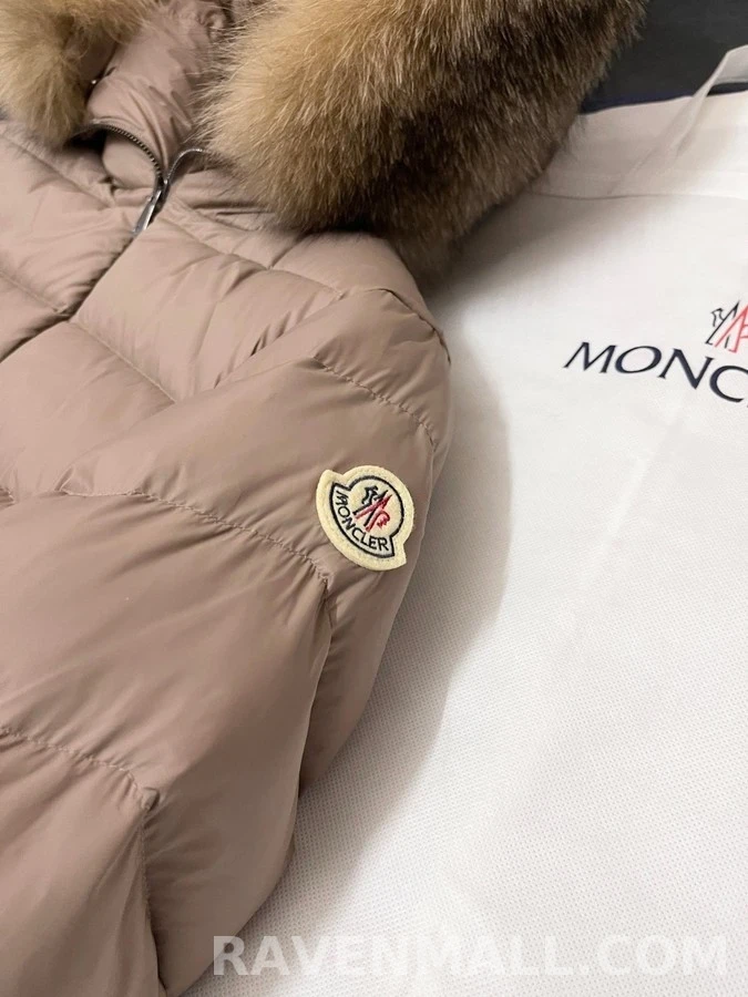 몽클레어 몽클레어 여성 큐피돈 풍성한 빅 퍼 후드 날씬핏 벨트 패딩 상세 이미지