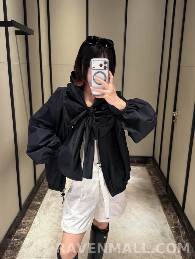 몽클레어 몽클레어 입체 리본 후드 자켓 상세 이미지