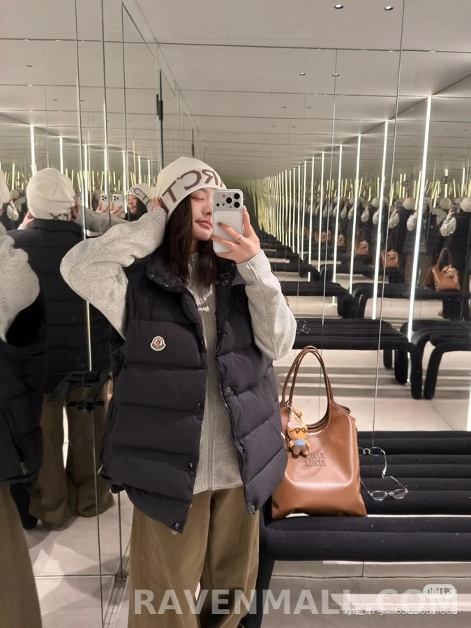 몽클레어 몽클레어 하이넥 패딩 베스트 상세 이미지