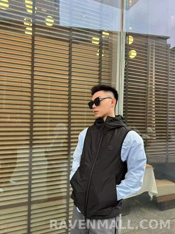 몽클레어 몽클레어 후드 반사 프린트 베스트 상세 이미지