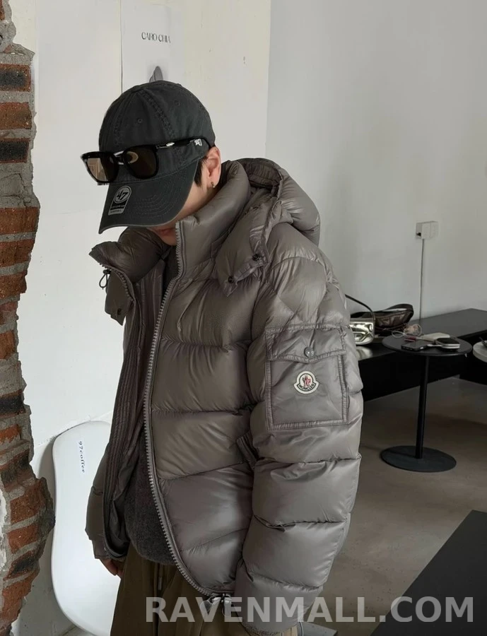 몽클레어 몽클레어 후드 숏 광택 다운 재킷 상세 이미지