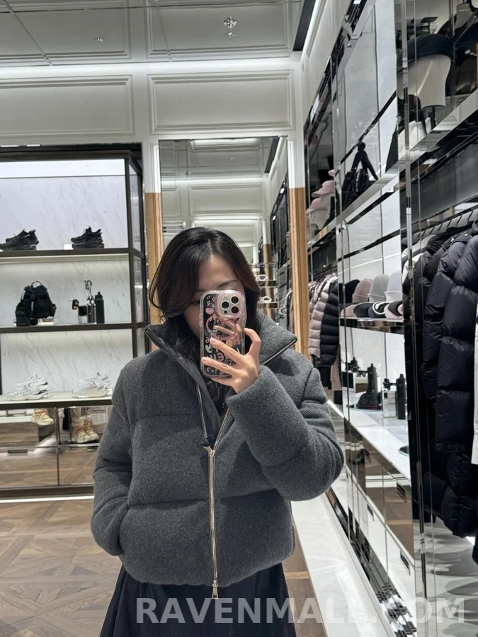 몽클레어 몽클레어 Breze 시리즈 숏 패딩 상세 이미지