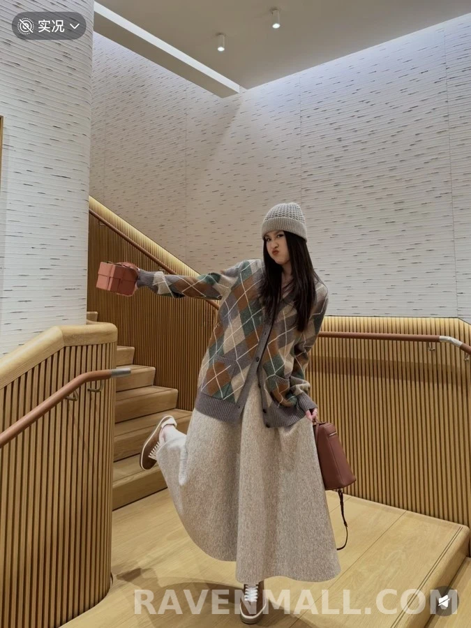 로로피아나 로로피아나 아가일 패턴 가디건 상세 이미지