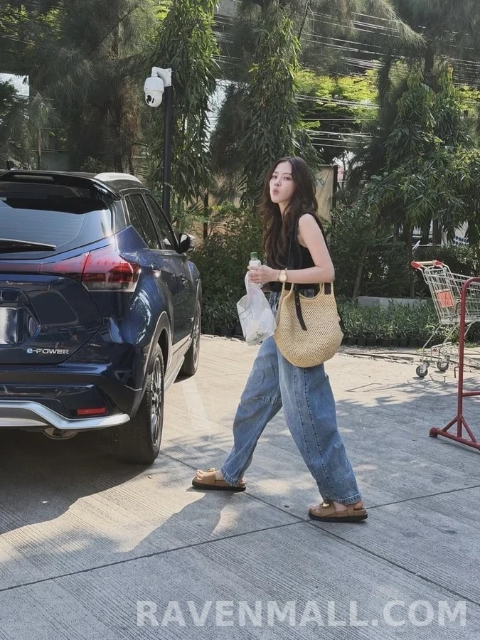 로에베 로에베 아나그램 자수 곡선 패널 와이드 데님 상세 이미지