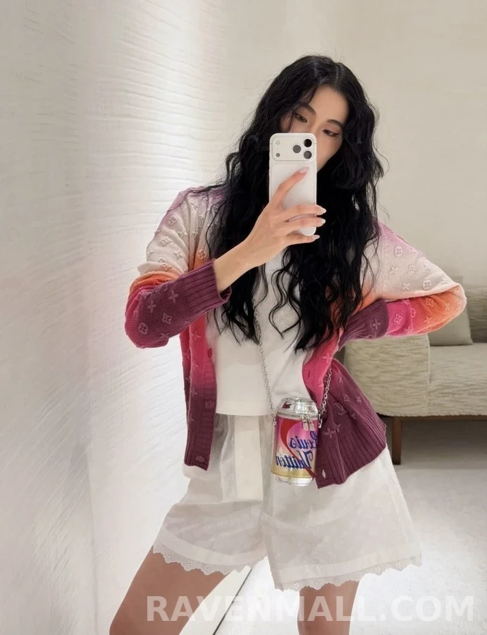 루이비통 루이비통 그라데이션 모노그램 니트 가디건 상세 이미지