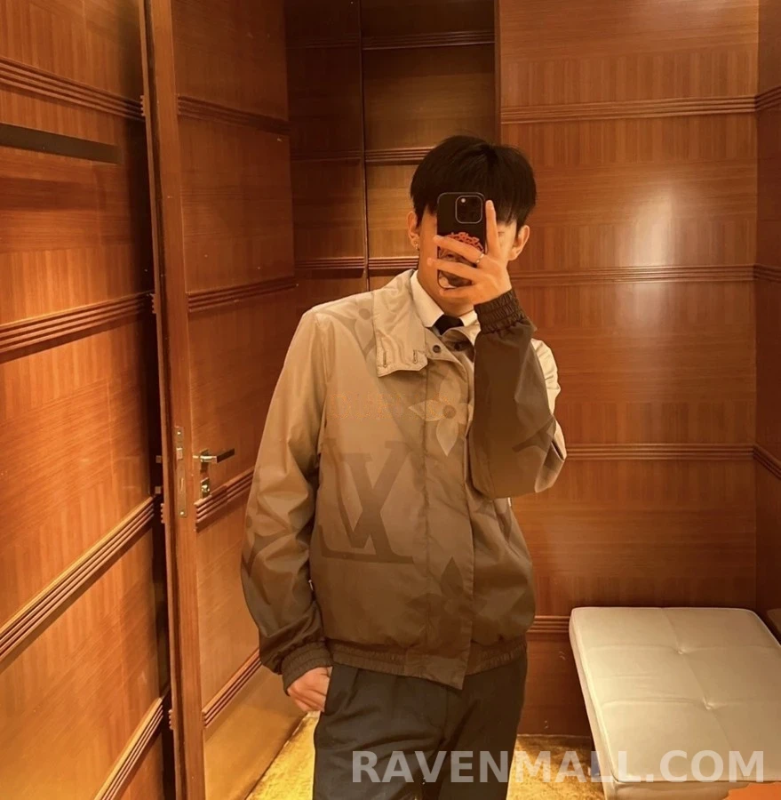 루이비통 루이비통 모노그램 그라데이션 자켓 상세 이미지