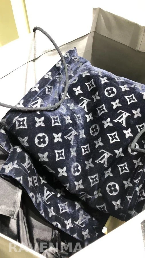 루이비통 루이비통 모노그램 블리치 플록 데님 팬츠 상세 이미지