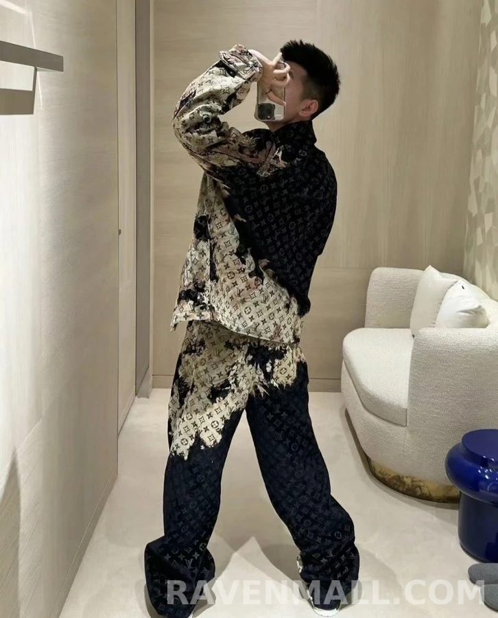 루이비통 루이비통 모노그램 블리치 플록 데님 팬츠 상세 이미지