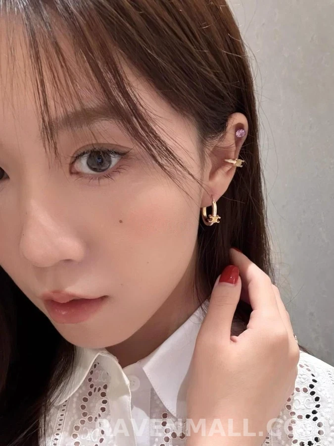 셀린느 셀린느 트리옹프 에나멜 후프 귀걸이 상세 이미지