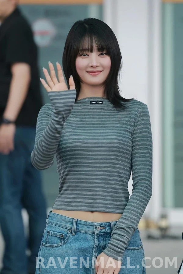 미우미우 미우미우 로고 스트라이프 보트넥 긴팔 티셔츠 상세 이미지