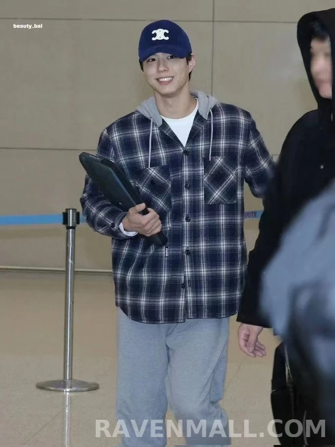셀린느 셀린느 체크 캐시미어 후드 셔츠 상세 이미지