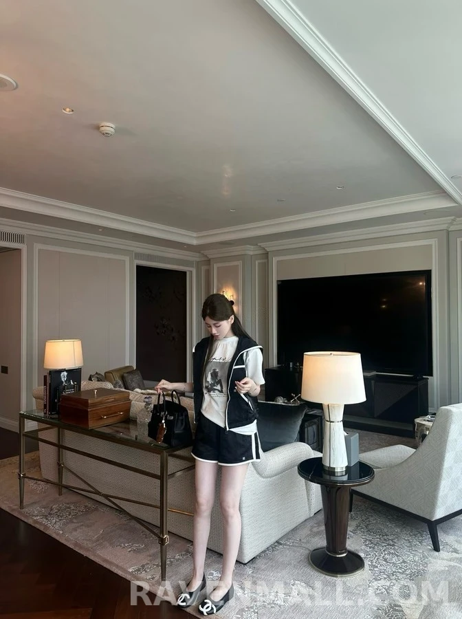 샤넬 샤넬 로고 플랫 상세 이미지