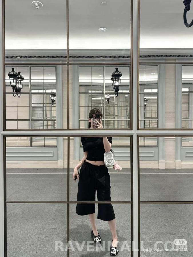 샤넬 샤넬 로고 플랫 상세 이미지