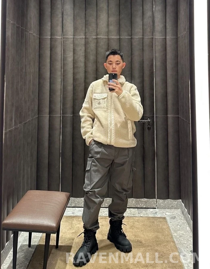 몽클레어 몽클레어 로고 테디 플리스 집업 맨투맨 상세 이미지
