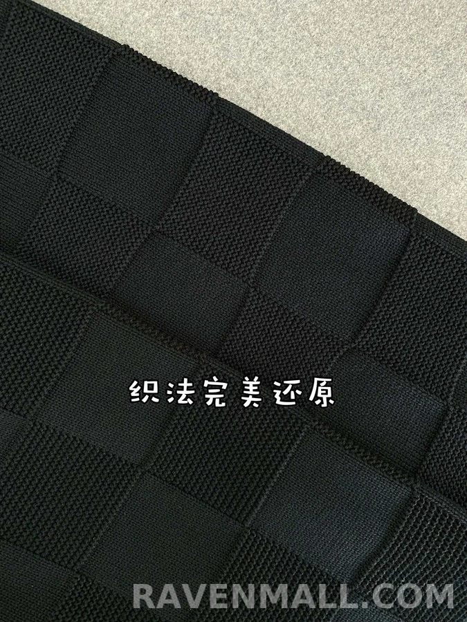 루이비통 루이비통 다미에 라운드넥 니트 상세 이미지