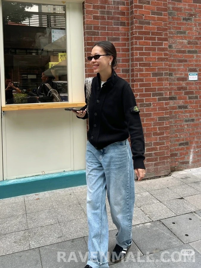 스톤아일랜드 스톤 아일랜드 소매 패치 가디건 상세 이미지