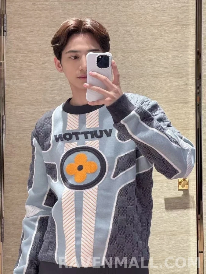 루이비통 루이비통 VUITTON 레터링 플라워 로고 니트 상세 이미지