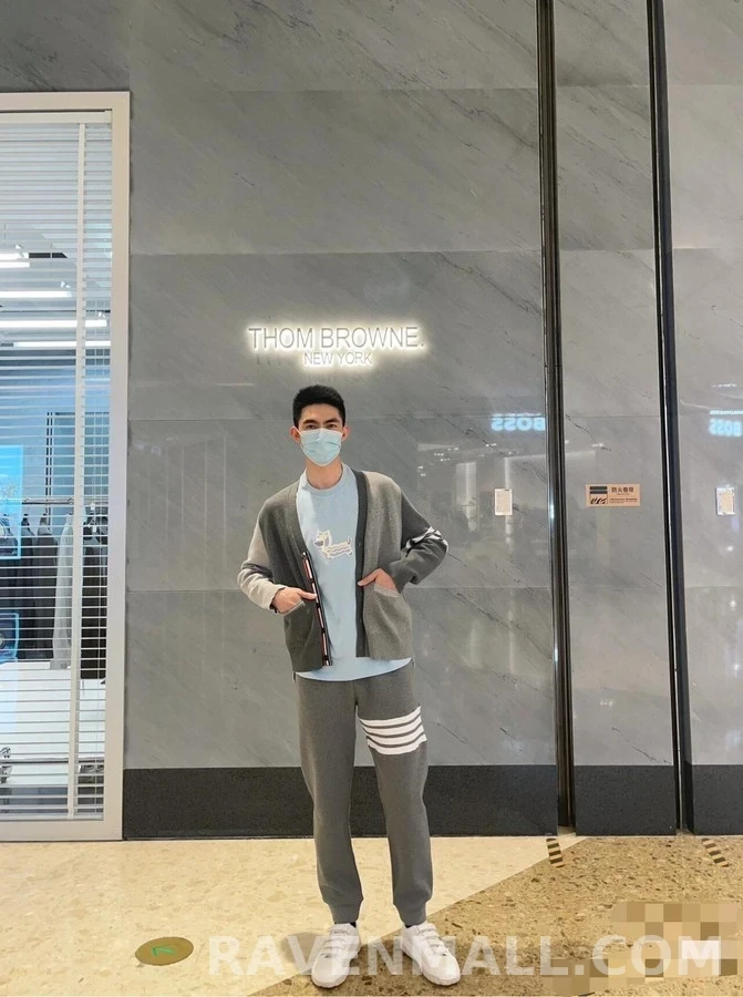 톰브라운 톰브라운 포바 거북이 자수 니트 가디건 상세 이미지