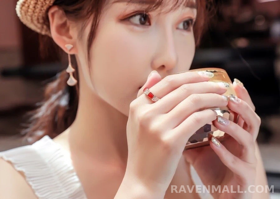 불가리 불가리 세르펜티 바이퍼 카넬리안 다이아몬드 링 상세 이미지