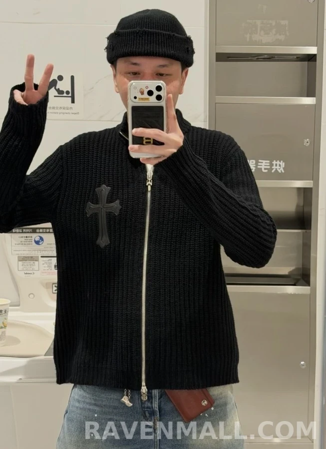 크롬하츠 크롬하츠 십자가 가죽 패치 니트 가디건 상세 이미지