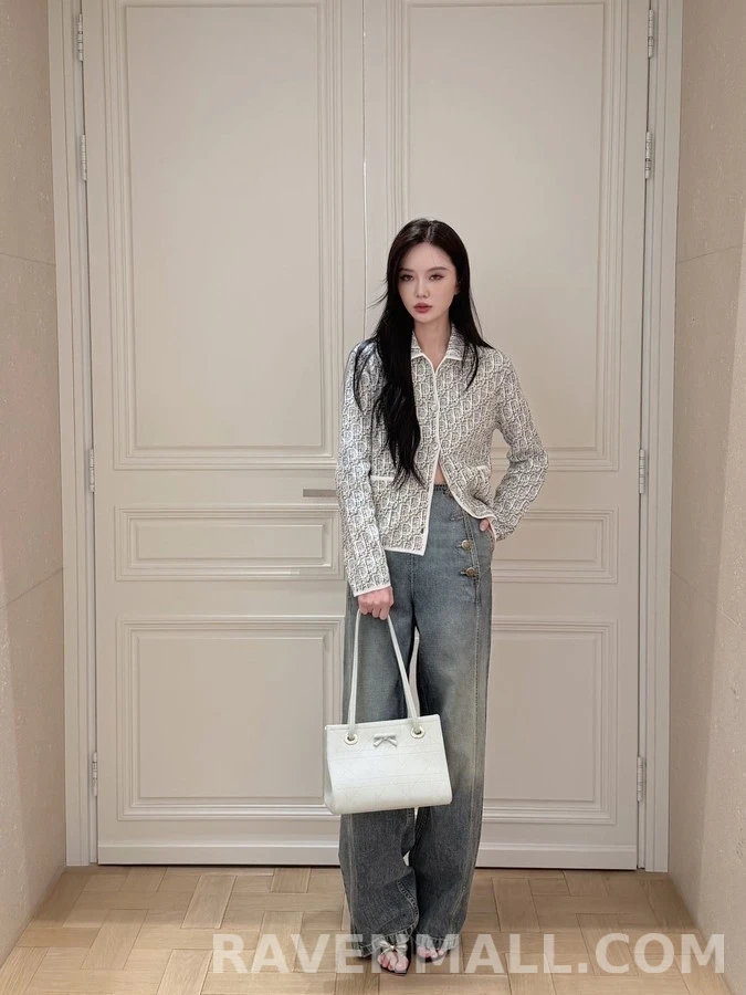 디올 디올 모노그램 자카드 카라 가디건 상세 이미지
